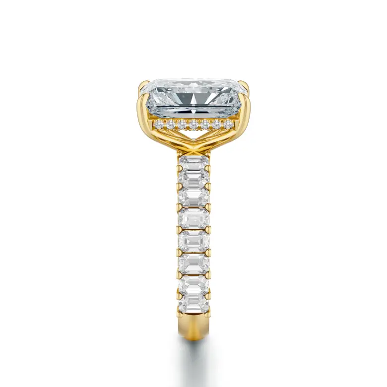 Pierścionek z dużym diamentem szlif szmaragdowy SBPZ_038